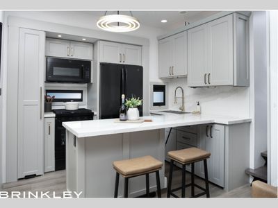 2026 Brinkley Model G - Photo 3
