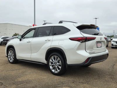 2020 Toyota Highlander - Photo 7