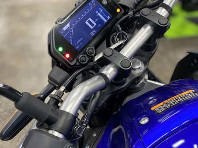 2025 Yamaha MT-03 - Photo 13