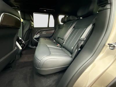 2026 Land Rover Range Rover — photo 21 view