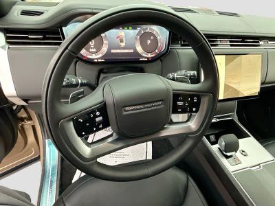 2026 Land Rover Range Rover — photo 39 view