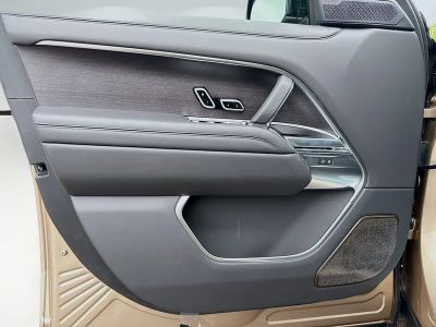 2026 Land Rover Range Rover — photo 22 view