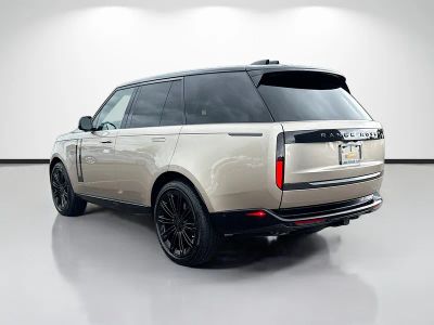 2026 Land Rover Range Rover — rear three-quarter view