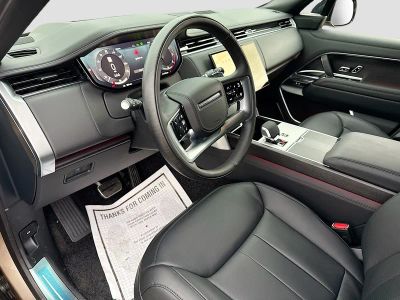 2026 Land Rover Range Rover — photo 25 view