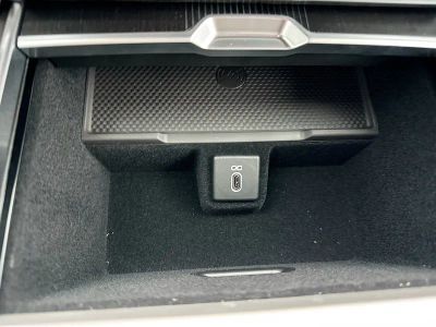 2026 Land Rover Range Rover — photo 30 view