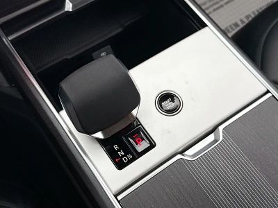 2026 Land Rover Range Rover — photo 28 view