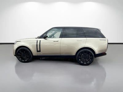 2026 Land Rover Range Rover — side profile view