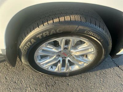 2021 GMC Yukon XL - Photo 22