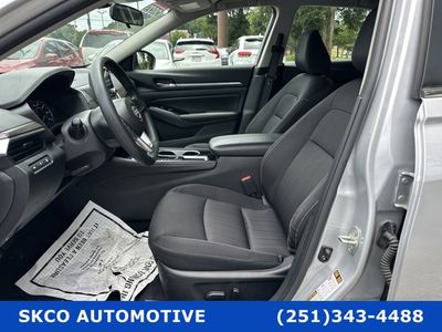 2023 Nissan Altima - Photo 6