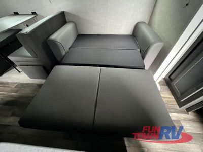 2024 CrossRoads RV Cruiser Aire - Photo 30