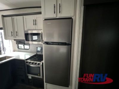 2024 CrossRoads RV Cruiser Aire - Photo 24