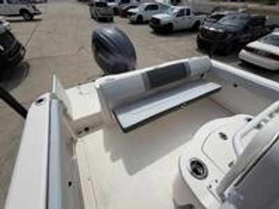2026 Robalo 222 CC - Photo 13