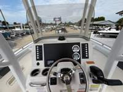2026 Robalo 222 CC - Photo 18