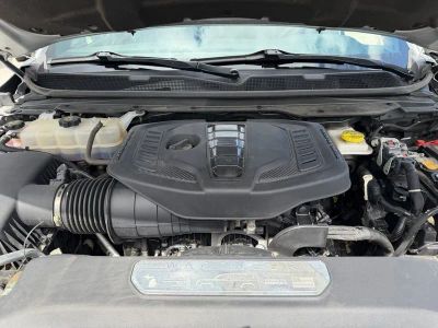 2024 Jeep Wagoneer — photo 12 view