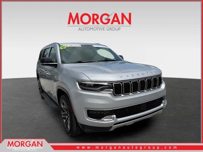 2024 Jeep Wagoneer Series II in Silver Zynith — front three-quarter view