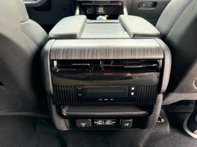 2024 Jeep Wagoneer — photo 34 view