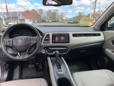 2022 Honda HR-V EX-L - Photo 16