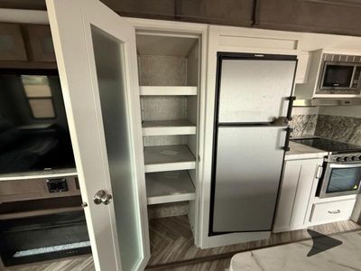 2021 Dutchmen RV Astoria - Photo 14