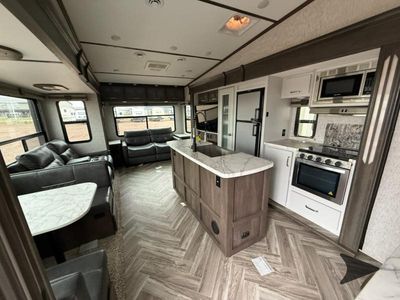 2021 Dutchmen RV Astoria - Photo 9