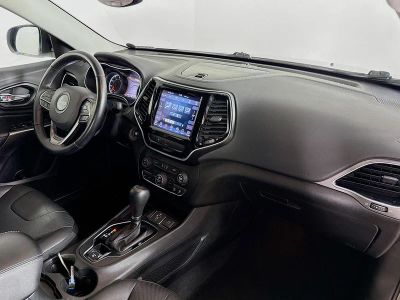 2020 Jeep Cherokee — photo 34 view