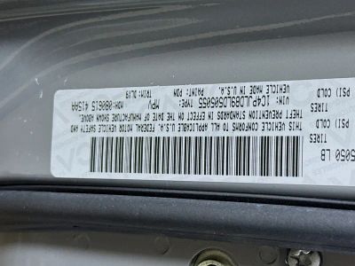 2020 Jeep Cherokee — photo 31 view