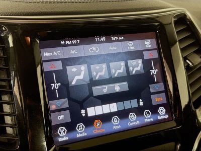 2020 Jeep Cherokee — photo 14 view