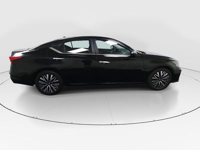 2024 Nissan Altima - Photo 8