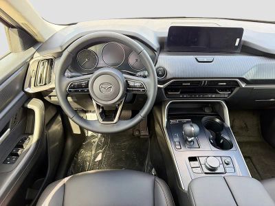 2026 Mazda CX-90 — photo 17 view