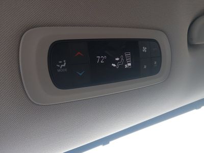 2023 Chrysler Pacifica — photo 21 view