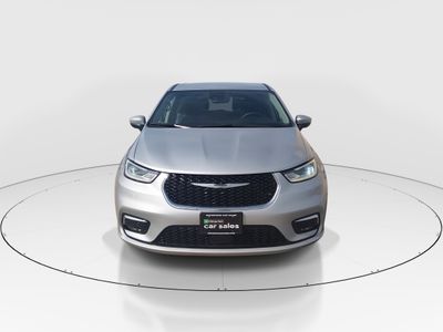 2023 Chrysler Pacifica — side profile view