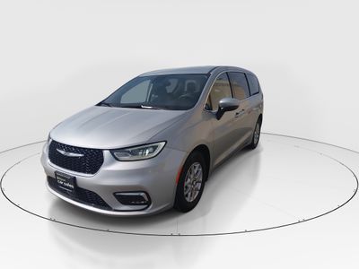 2023 Chrysler Pacifica — rear three-quarter view