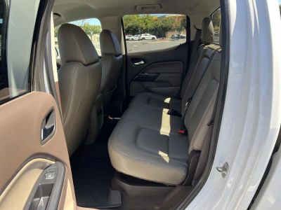 2015 GMC Canyon — photo 11 view