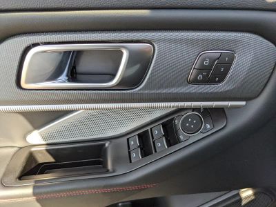 2026 Ford Explorer — photo 18 view