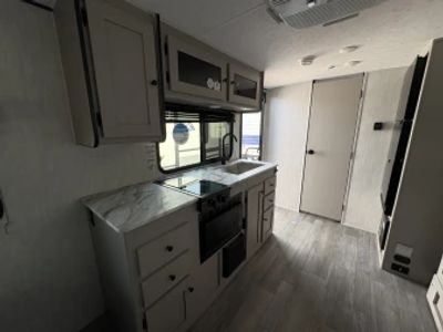 2025 Coachmen Apex Nano - Photo 13