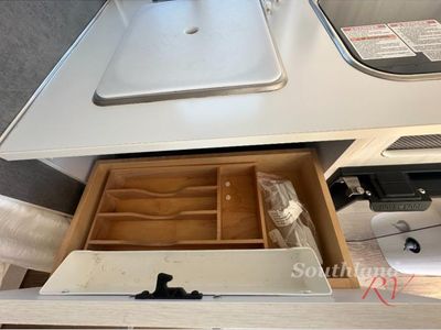 2021 Airstream Bambi - Photo 16