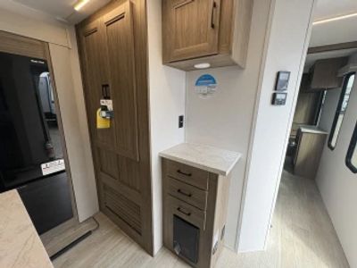 2025 Coachmen Freedom Express Ultra Lite - Photo 43