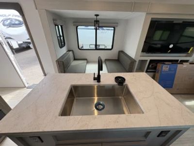 2025 Coachmen Freedom Express Ultra Lite - Photo 58