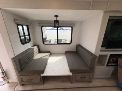 2025 Coachmen Freedom Express Ultra Lite - Photo 60