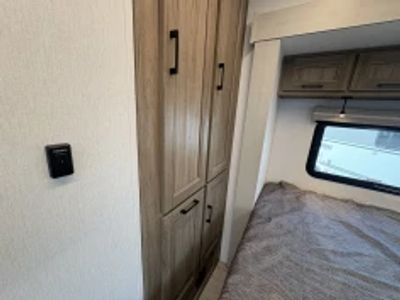 2025 Coachmen Freedom Express Ultra Lite - Photo 35