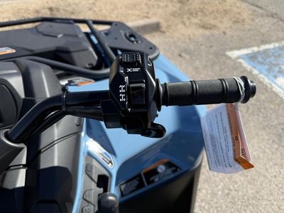 2026 Can-Am Outlander MAX XT 700 - Photo 16