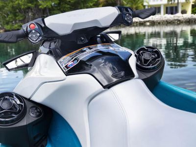 2026 Sea-Doo GTI SE 170 w/ Sound System-Teal Blue/ Manta Green - Photo 4