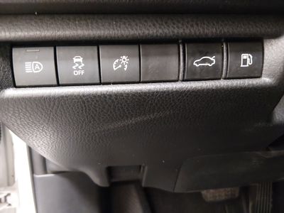 2025 Toyota Camry - Photo 13