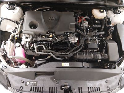 2025 Toyota Camry - Photo 9