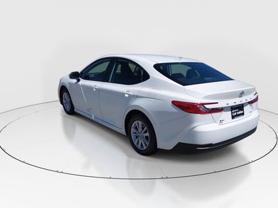 2025 Toyota Camry - Photo 5