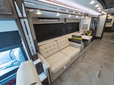2026 Tiffin ALLEGRO BUS — photo 8 view