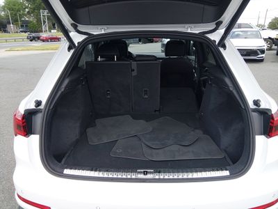 2024 Audi Q3 — photo 11 view