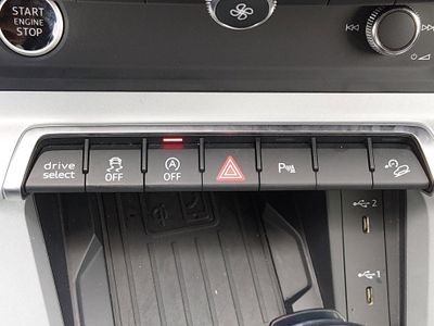 2024 Audi Q3 — photo 19 view