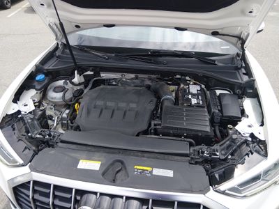 2024 Audi Q3 — photo 9 view