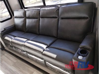2025 Keystone RV Fuzion Impact Edition - Photo 27