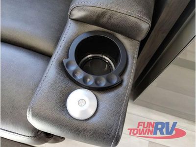 2025 Keystone RV Fuzion Impact Edition - Photo 28